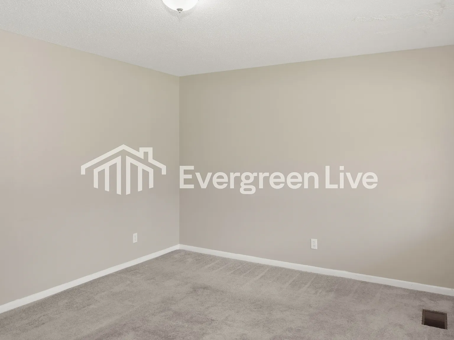 3 bed, 1.5 bath, 1090 sqft, $1,195 — Photo 2