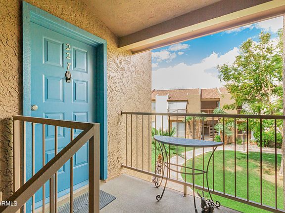3rd image of 1111 E University Dr Unit 127