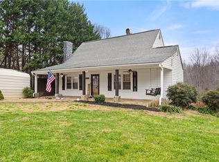 244 Glass Rd, Mount Airy, NC 27030