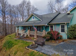 241 Choga Rdg, Whittier, NC 28789