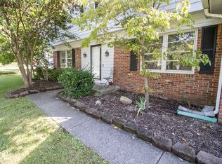 104 Wintergreen Dr, Noblesville, IN 46062