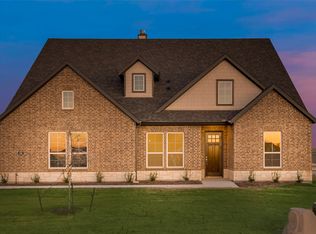 168 Hillock Ct, Decatur, TX 76234