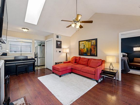 3rd image of 6220 Bentwood Trl APT 606