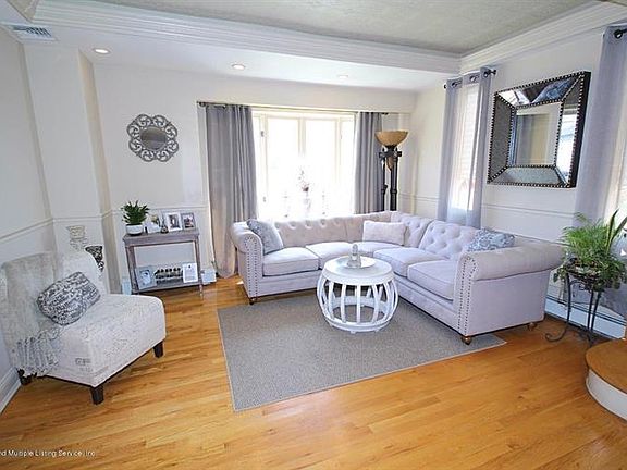 5th image of 614 Marcy Ave