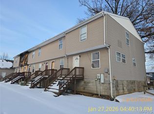 519 S Rawlings St, Carbondale, IL 62901