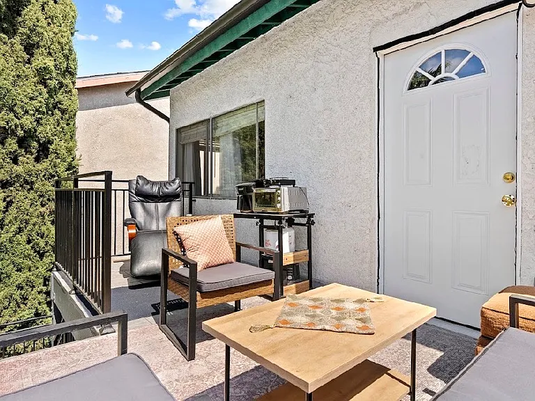 8101 E Woodsboro Ave — Photo 31