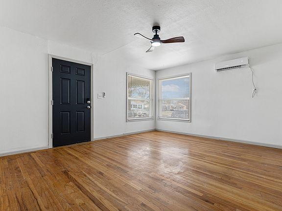 4th image of 3037 Cashion Pl