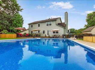 7824 Warrington Way, Columbus, OH 43235