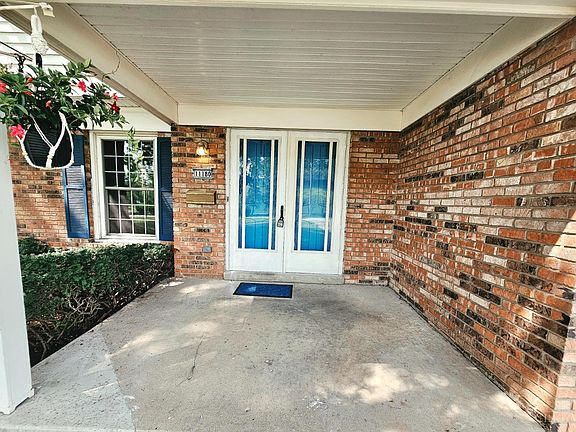 3rd image of 11180 Lincolnshire Dr
