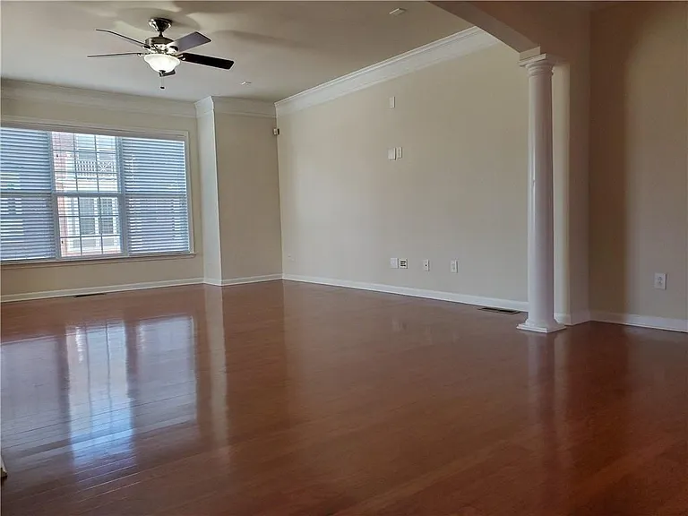 11025 Brunson Dr #251 — Photo 2