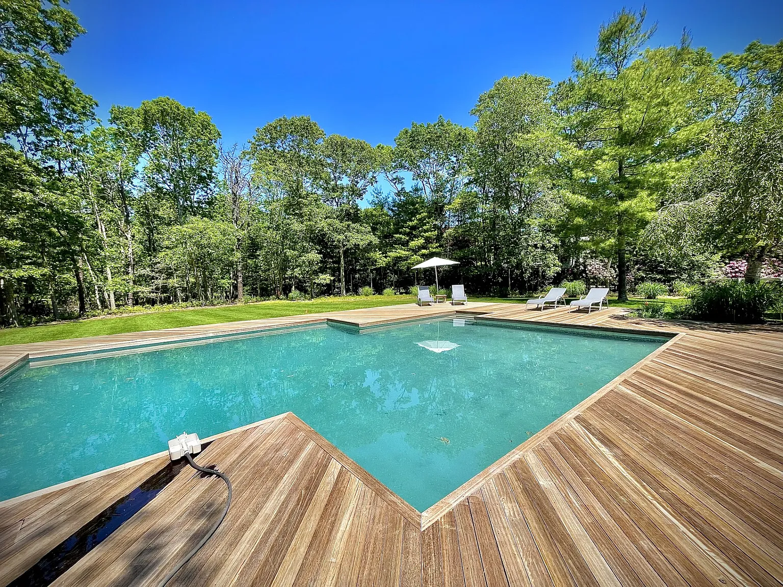 Private, Beautiful South of the Highway Gem very close to Ocean — Photo 3