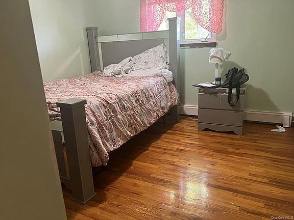 5th image of 548 Westfield Dr