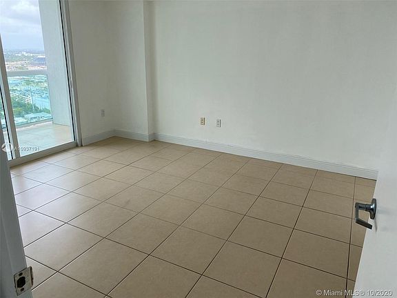 4th image of 1800 N Bayshore Dr APT 3606