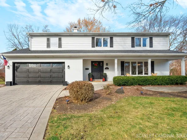 1017 Royal Blackheath Ct, Naperville, IL 60563