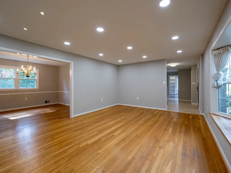 8808 Liberty Ln — Photo 19