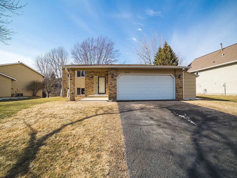 1st image of 345 Oakwood Dr