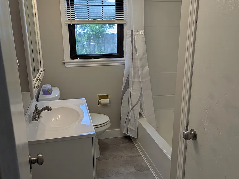 6 Theodore Ave — Photo 9
