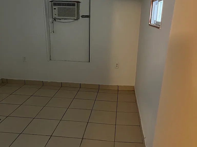 670 Atlantic St — Photo 20