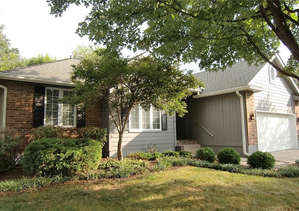 1st image of 1416 NE Buttonwood Ct