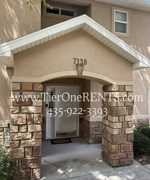 7138 S Brittany Town Dr — Photo 1