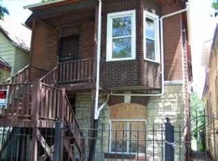 8115 S Burnham Ave, Chicago, IL 60617