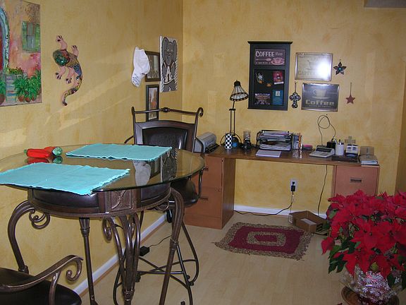 Coffee room/Office