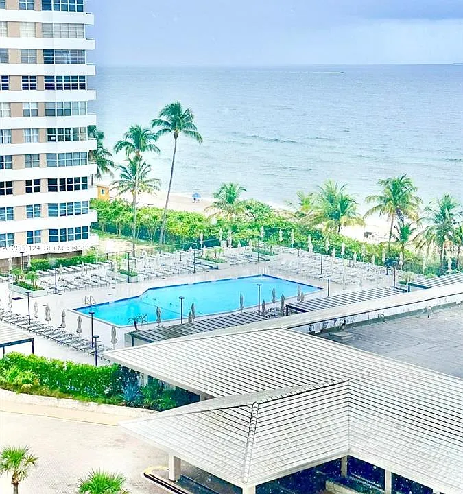 1980 S Ocean Dr #8D