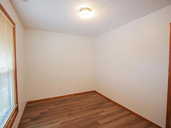 4th image of 4601 Strickland Dr
