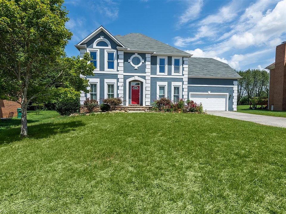 1st image of 1022 Glensprings Dr #1