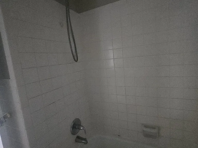 1400 N Saint Marys St #89 — Photo 8