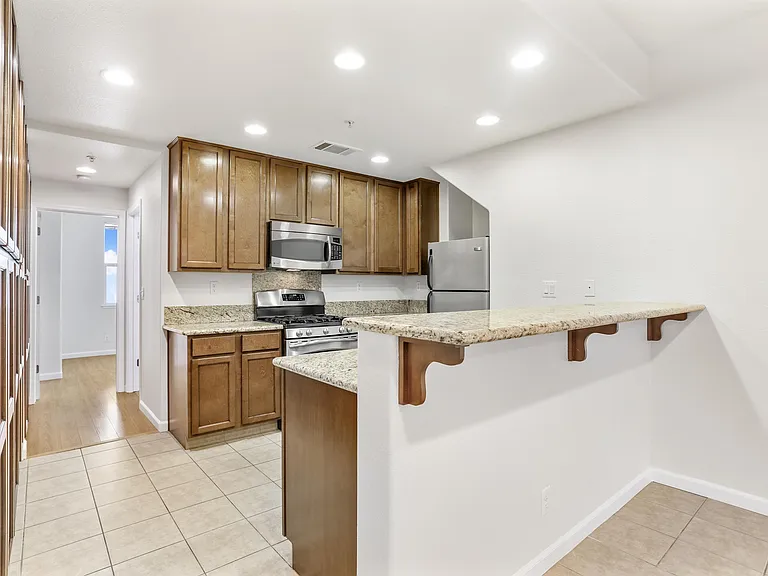 2189 Beech Cir #1 — Photo 5