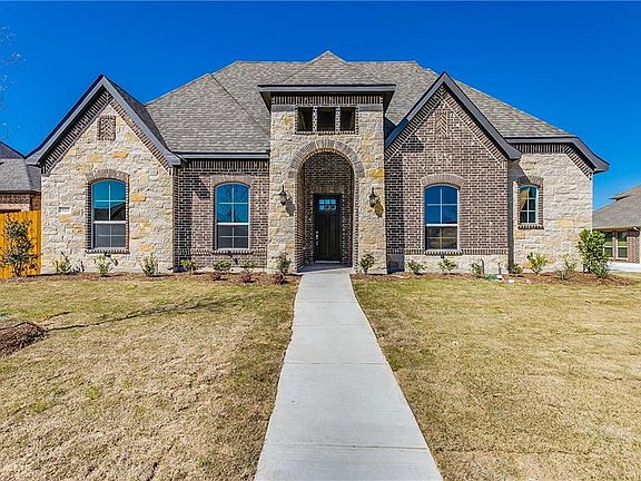 2nd image of 523 Harvest Grove Dr