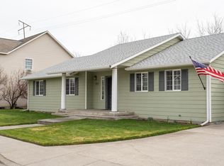 604 SE Mockingbird Dr, College Place, WA 99324