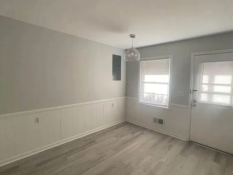304 S Marble St — Photo 5