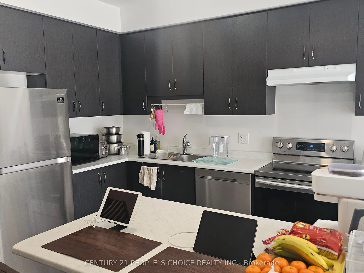 3 bed, $3,000 — Photo 4