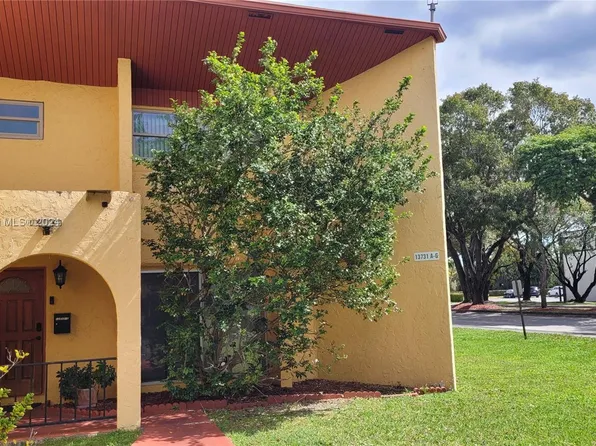 13731 SW 84th St APT G, Miami, FL 33183