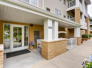 1600 Arundel St APT 308, Saint Paul, MN 55117