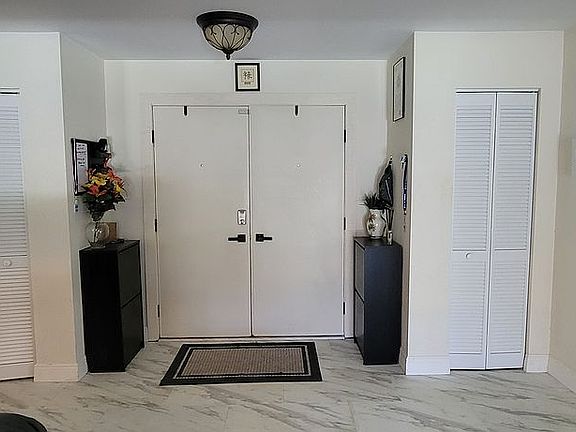 5th image of 2574 Redwood Way