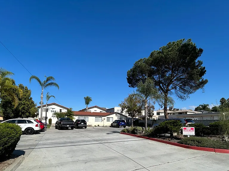 948 E Chase Ave — Photo 13