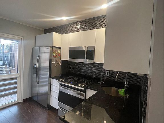 5th image of 6160 56th St #1