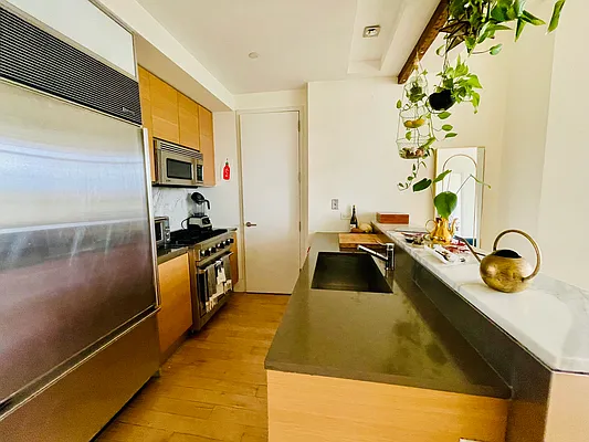 Rented by Compass | media 7