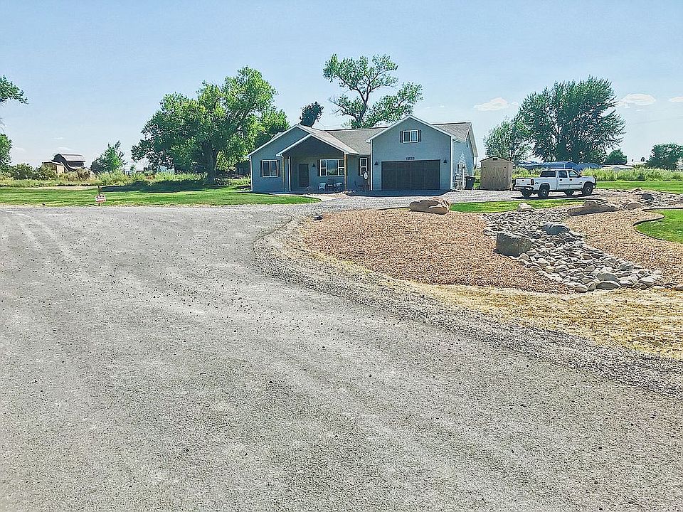 beautiful 2 acre lot 