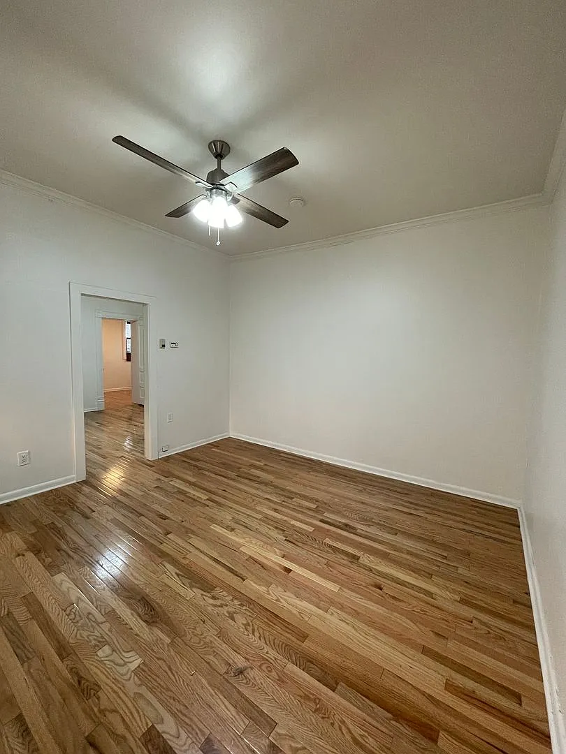 D Street Apartments — Photo 4
