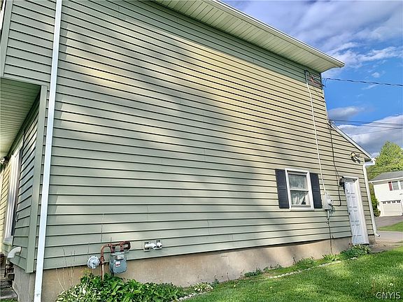 2nd image of 5401 Summerset Way