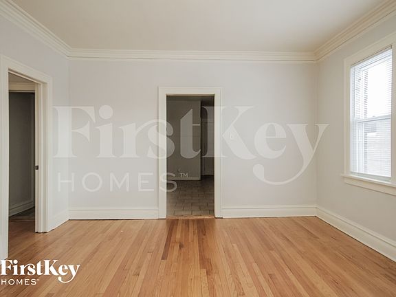4th image of 649 Price Ave