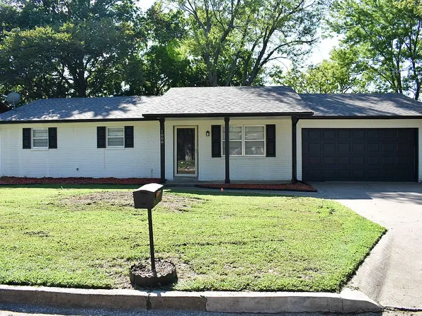 1008 Thurman St, Pryor, OK 74361