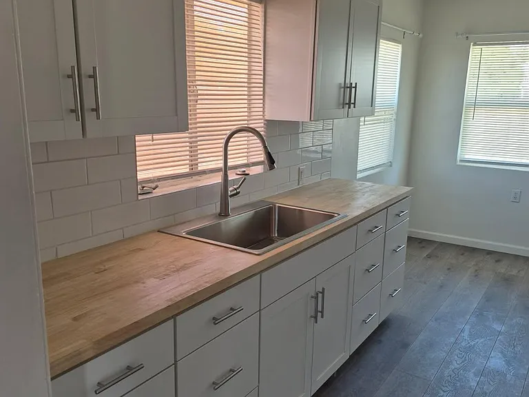 6712 Fig Ave #1 — Photo 6