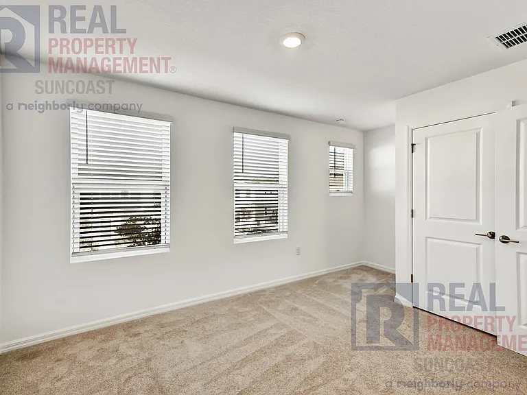 8700 Daybreak St — Photo 11
