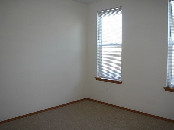 5th image of 310 W G St