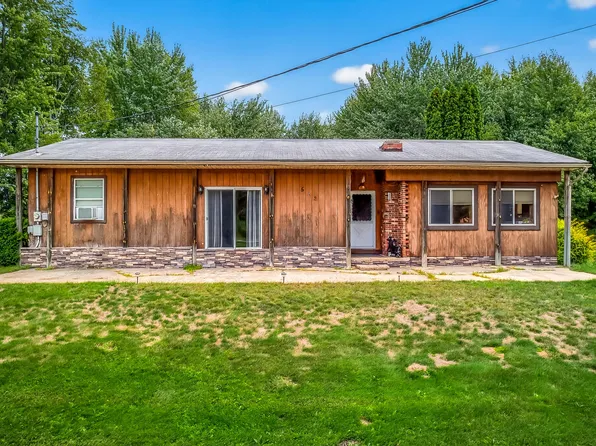 522 S Ravenna Rd, Ravenna, MI 49451